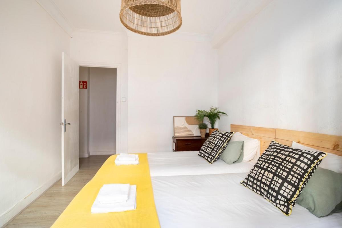 Cornelia 31- Your In *