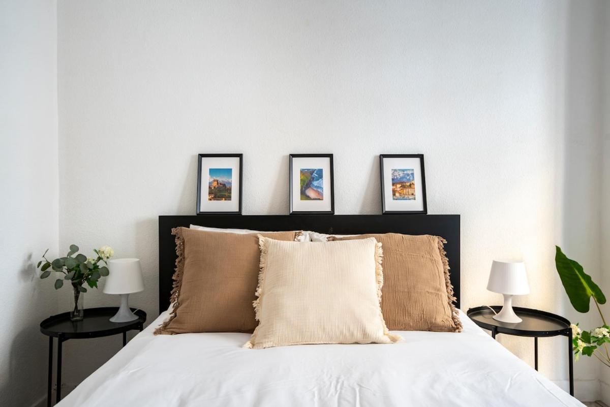 Cornelia 31- Your In * Santander